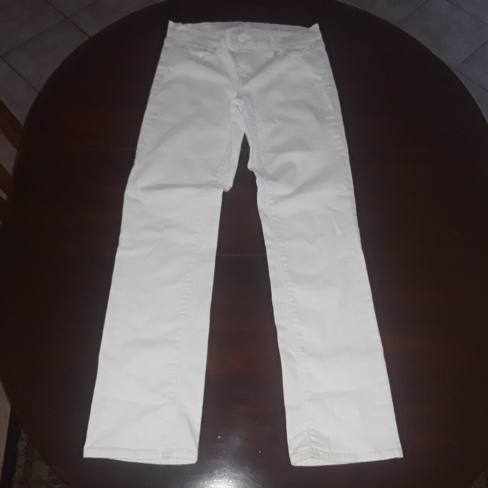 Calvin Klein Women's Straight Leg Jeans in White